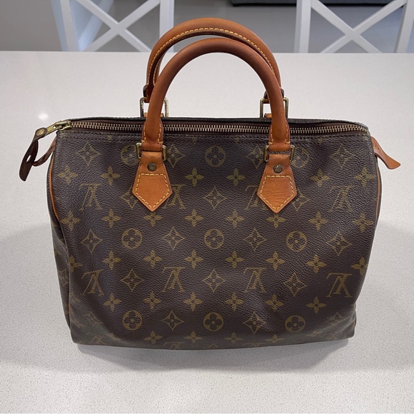 Louis Vuitton Speedy 30 Bag - Picture 3 of 17